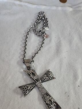 Sabika Silver Filigree Cross Necklace